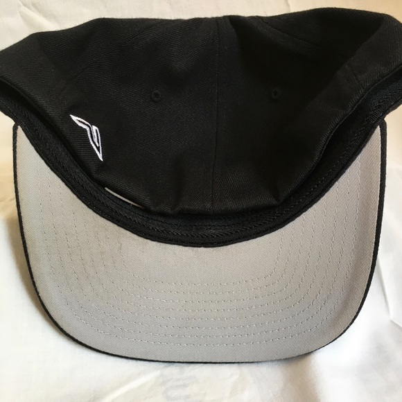 MoTeC ECU Hat HTP Performance Pacific Headwear Pro - Picture 9 of 12